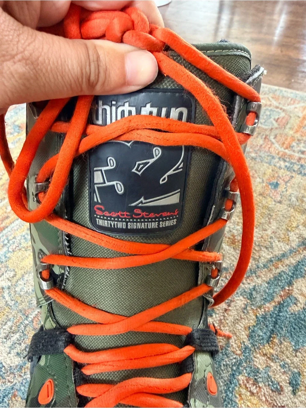 ThirtyTwo Scott Stevens Signature Snowboard Boots Mens 9 Camo Orange Lace-Up